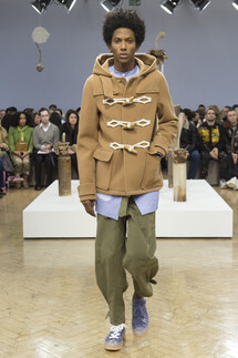 JW Anderson Fall 2018 Ready-to-Wear JW Anderson осень зима 2018 коллекция неделя моды в Лондане LFW Mainstyles